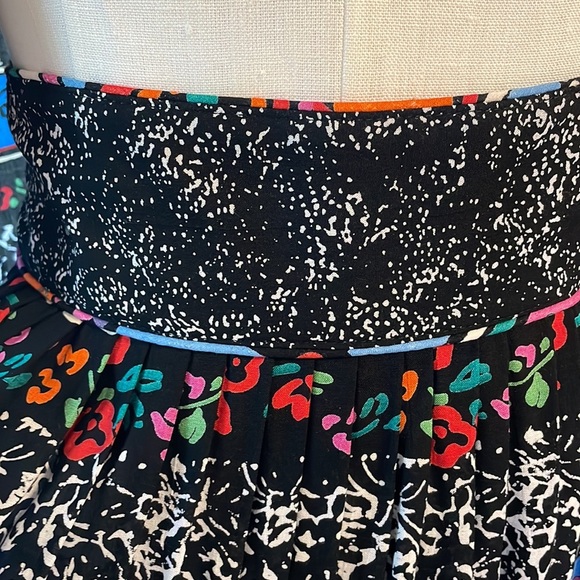 PLATINUM by DOROTHY SCHOELEN VTG AFRICAN cultural PRINT 2 piece skirt set size 4 - Picture 9 of 17